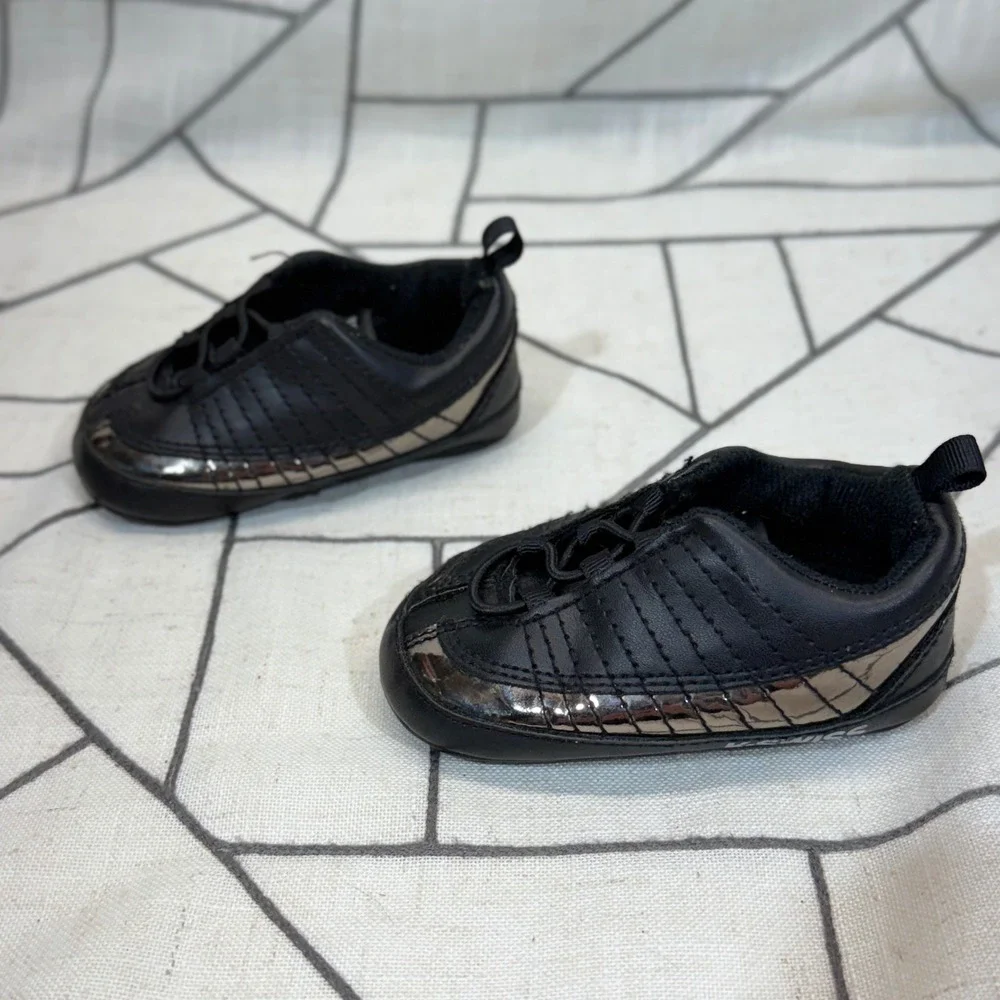 K-Swiss Sneakers Size 3 Black Metallic Pewter Soft Sole Infant Crib Shoes